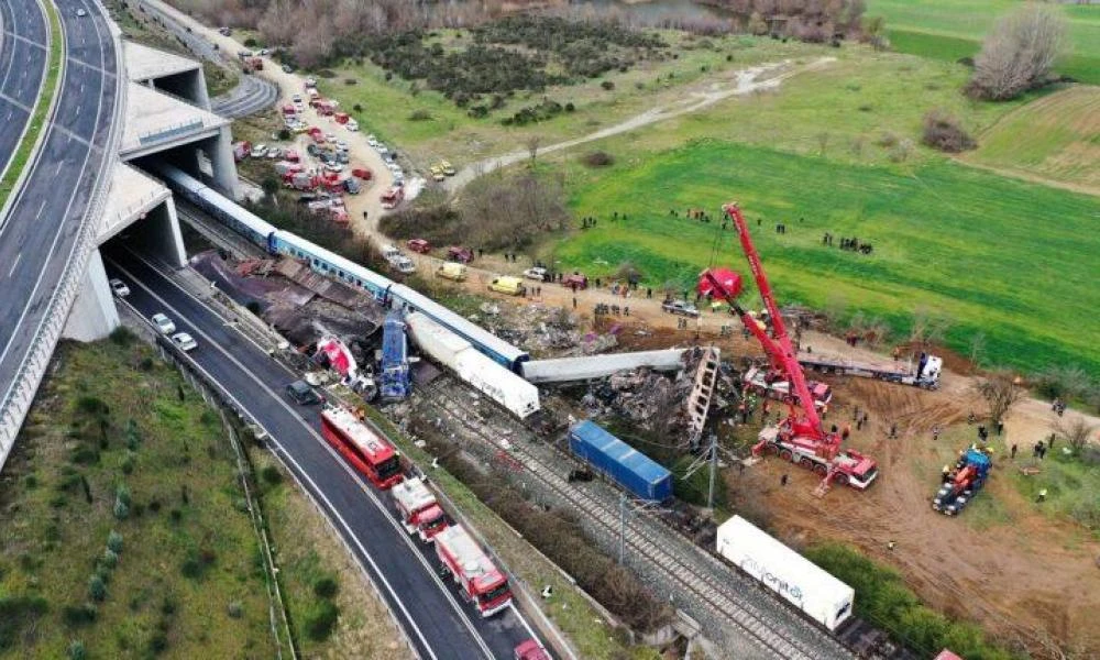 Πηγές ΝΔ: Ο ΣΥΡΙΖΑ προσπαθεί να αποκομίσει οφέλη από το δυστύχημα των Τεμπών